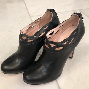 Valentino Red Black leather scalloped booties